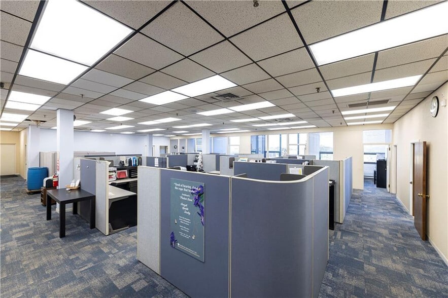 More Photos Of 735 Allens Ave, Providence Manufacturing For Lease