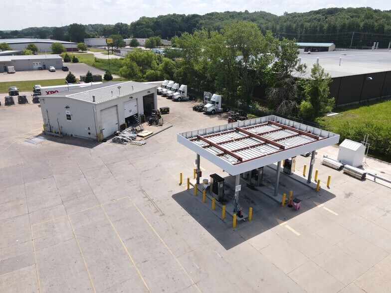 More Photos Of 4300 81st Ave W, Rock Island Truck Terminal For Lease