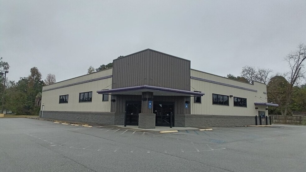 More Photos Of 114 E Second Ave, Glenwood Freestanding For Sale