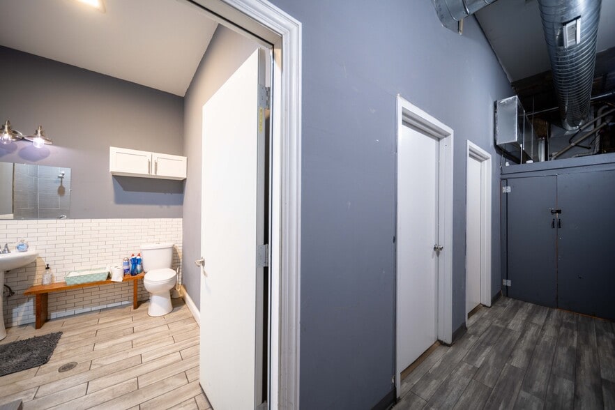 More Photos Of 3530 W Armitage Ave, Chicago Storefront Retail Residential For Lease