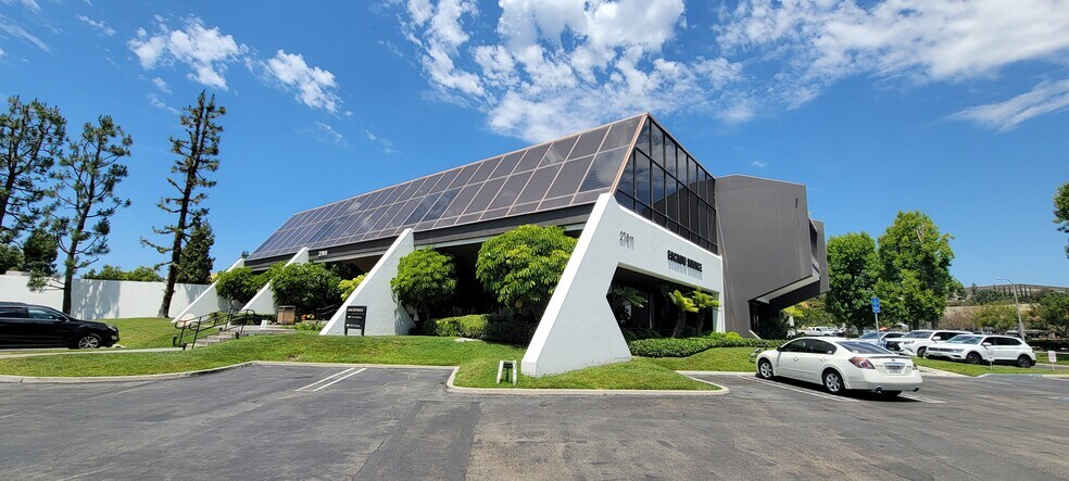 More Photos Of 27611 La Paz Rd, Laguna Niguel Office For Lease