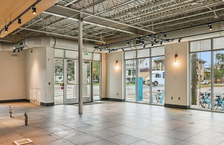 More Photos Of 2222 St Claude Ave, New Orleans Freestanding For Lease