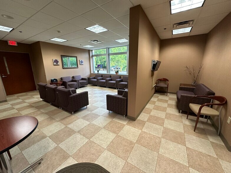 More Photos Of 240 W Cook Rd, Mansfield Medical For Sale