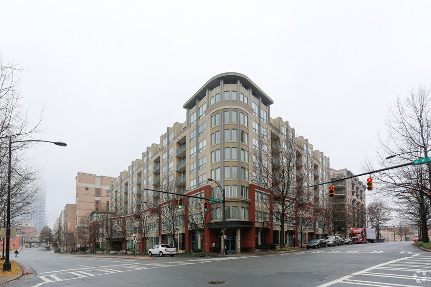 More Photos Of 120 N Cedar St, Charlotte Apartments For Lease