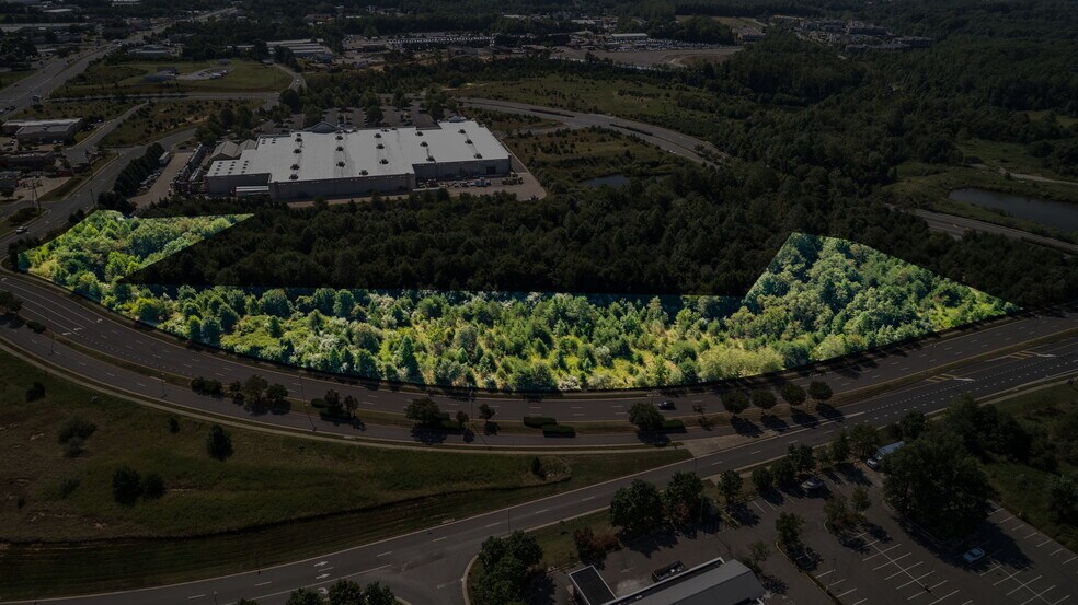 More Photos Of Celebrate Virginia Parkway Pky @ McWhirt Loop, Fredericksburg Land For Sale