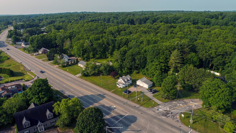 More Photos Of 414 Liberty St, Pawcatuck Specialty For Sale