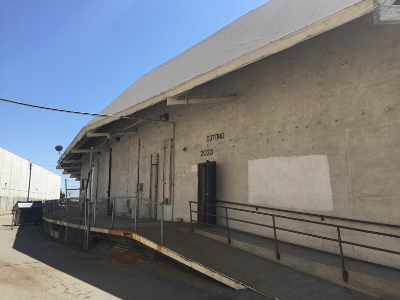 More Photos Of 1937-2035 E Vernon Ave, Vernon Refrigeration Cold Storage For Lease