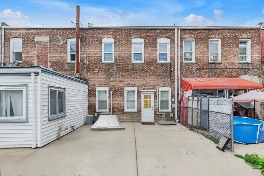 More Photos Of 322 Jericho Tpke, Floral Park Storefront Retail Residential For Sale