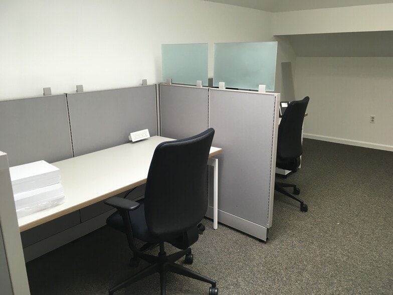 More Photos Of 150 Elm St, Westfield Bank For Lease