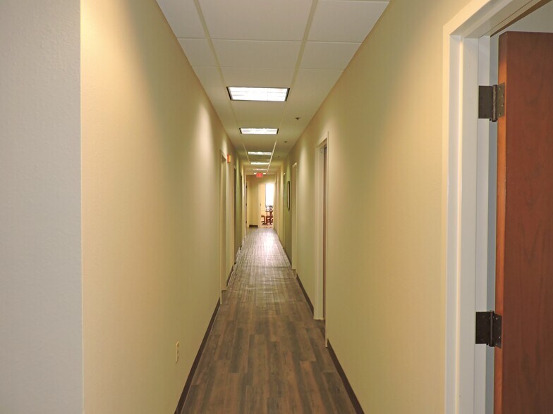 More Photos Of 500 S Florida Ave, Lakeland Coworking Space