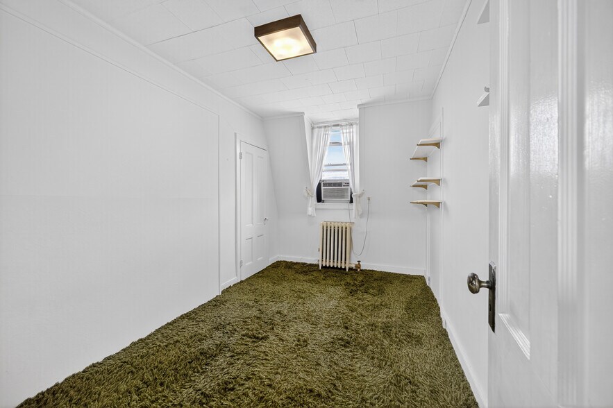 More Photos Of 59 Montgomery St, Poughkeepsie Funeral Home For Sale