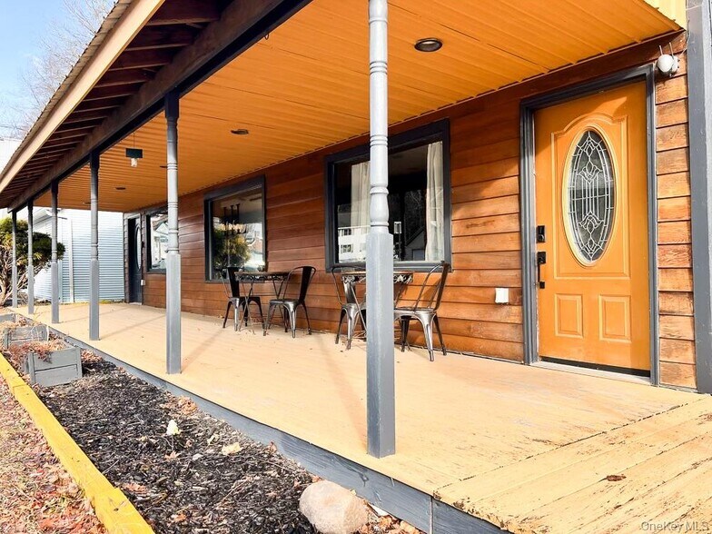 More Photos Of 242 Main St, Grahamsville Storefront Retail Office For Sale