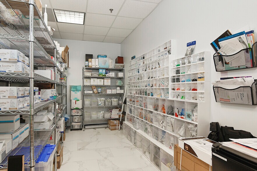 More Photos Of 114 Vision Park Blvd, Shenandoah Office For Sale