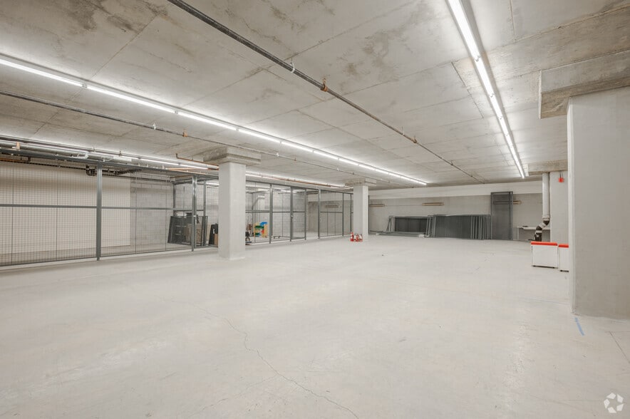 More Photos Of 2233 Argentia Rd, Mississauga Office Residential For Lease