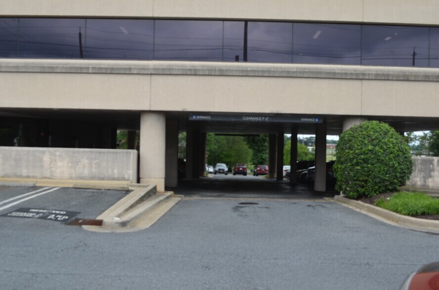 More Photos Of 438 N Frederick Ave, Gaithersburg Medical For Sale