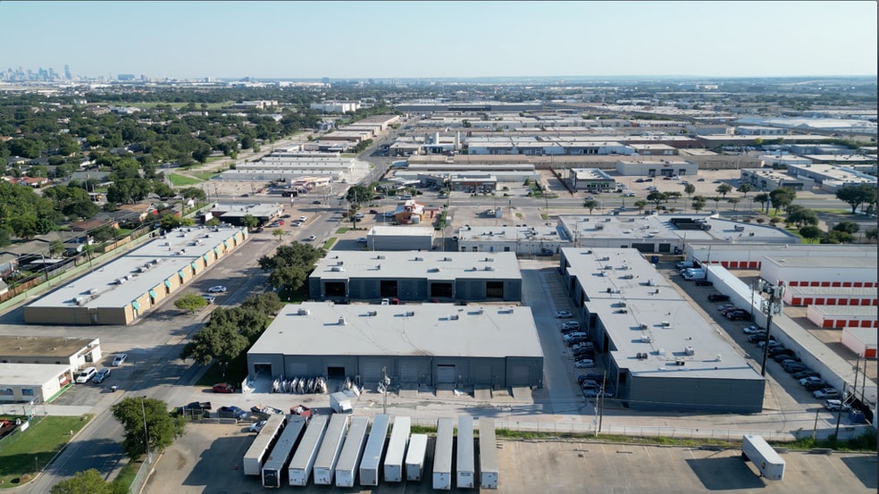 More Photos Of 10031 Monroe Dr, Dallas Unknown For Lease