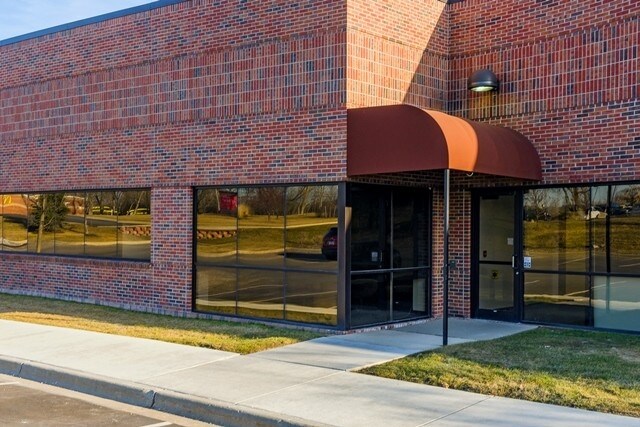 More Photos Of 14909 N Beck Rd, Plymouth Office For Sale
