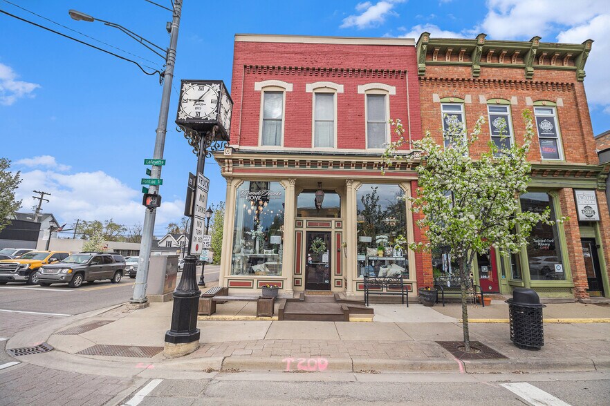 More Photos Of 101 N Lafayette St, South Lyon Storefront Retail Office For Sale