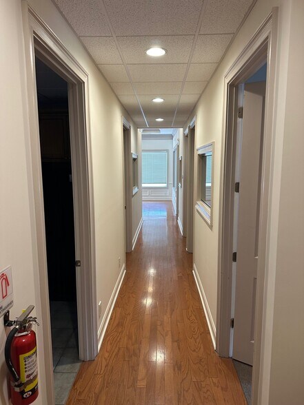 More Photos Of 2576 Lawrenceville Suwanee Rd, Suwanee Office For Sale
