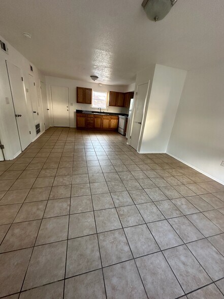 More Photos Of 1500 N Archusa Ave, Quitman Apartments For Sale