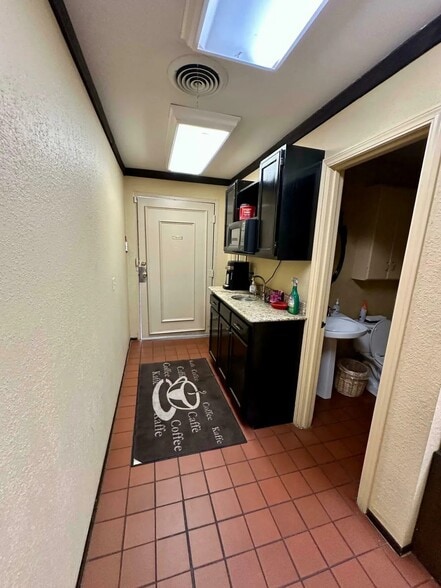 More Photos Of , Amarillo Office For Sale