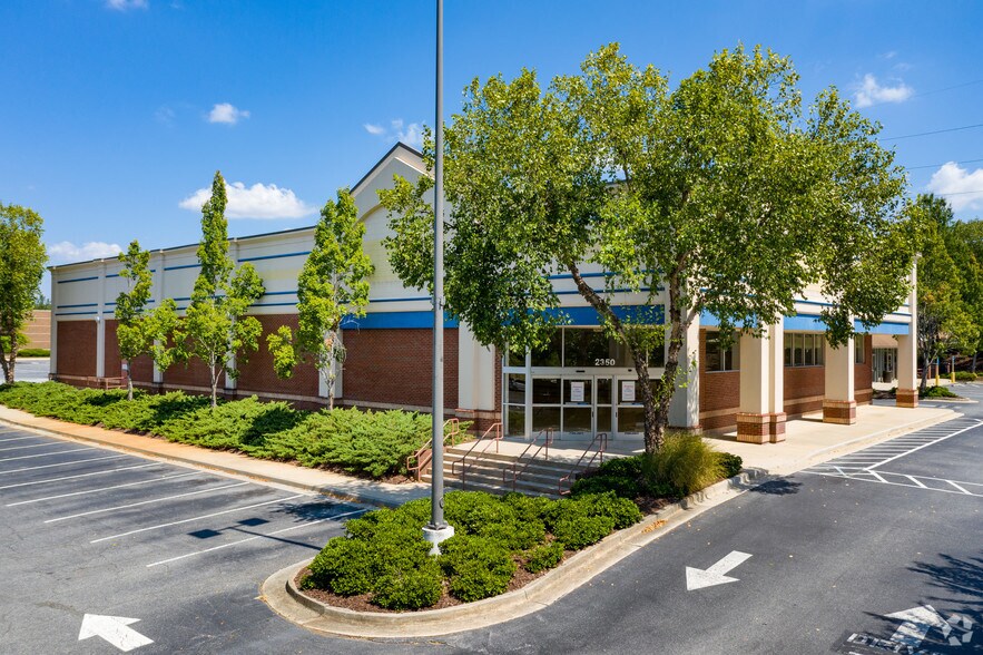 Primary Photo Of 2350 Holcomb Bridge Rd, Roswell Drugstore For Sale