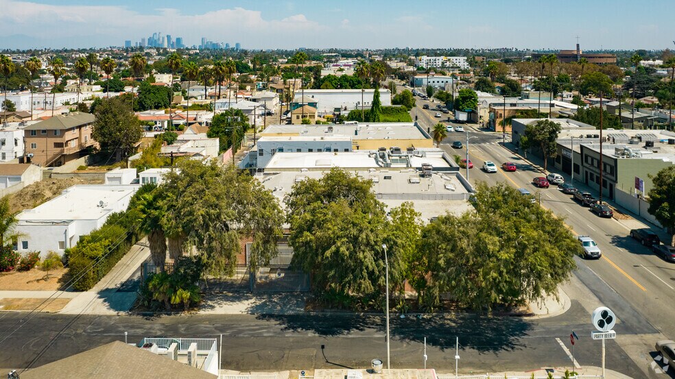 More Photos Of 4125 W Jefferson Blvd, Los Angeles Warehouse For Lease