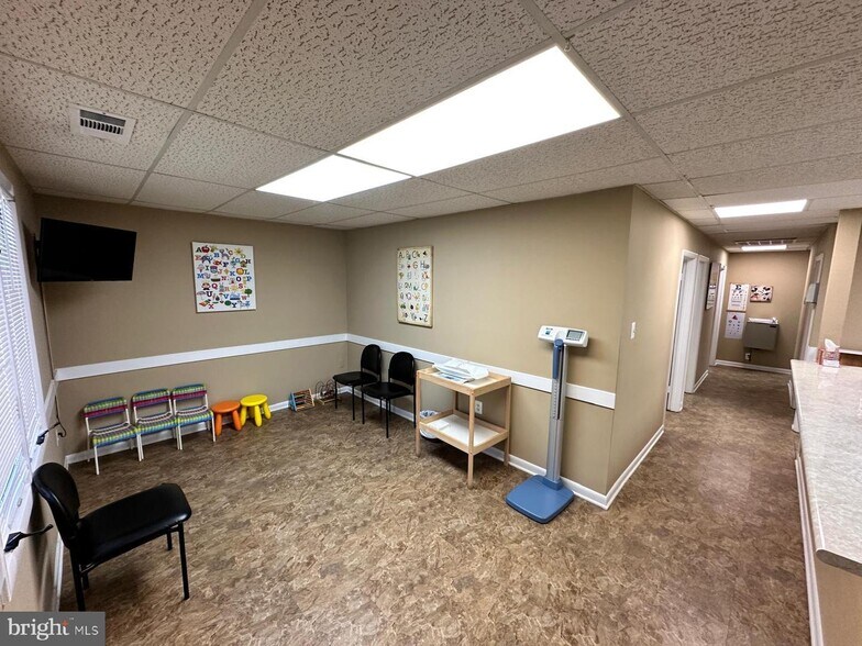 More Photos Of 6275 Franconia Rd, Alexandria Healthcare For Lease