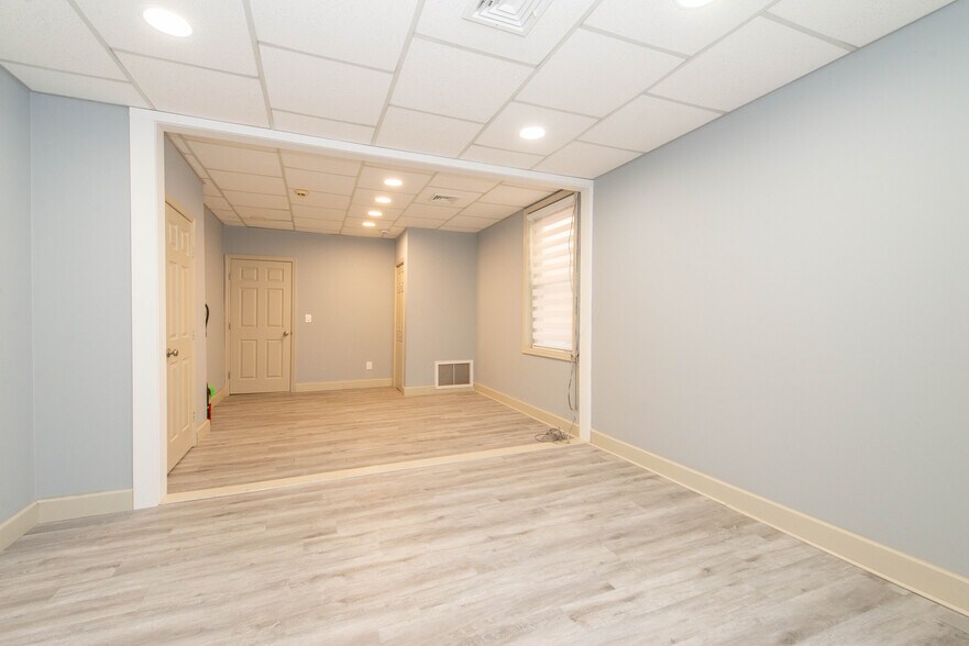 More Photos Of 1149 Main Ave, Clifton Storefront Retail Office For Lease