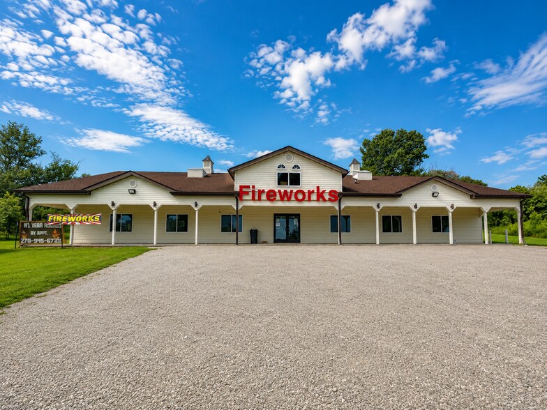 Primary Photo Of 10285 US-60, Irvington Freestanding For Sale