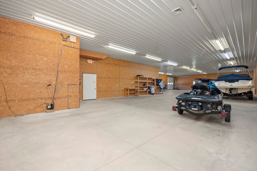 More Photos Of 1200 S Hartshorn Rd, Lakeside Marblehead Warehouse For Sale