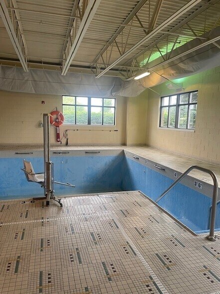 More Photos Of 6401 Prairie St, Norton Shores Medical For Lease