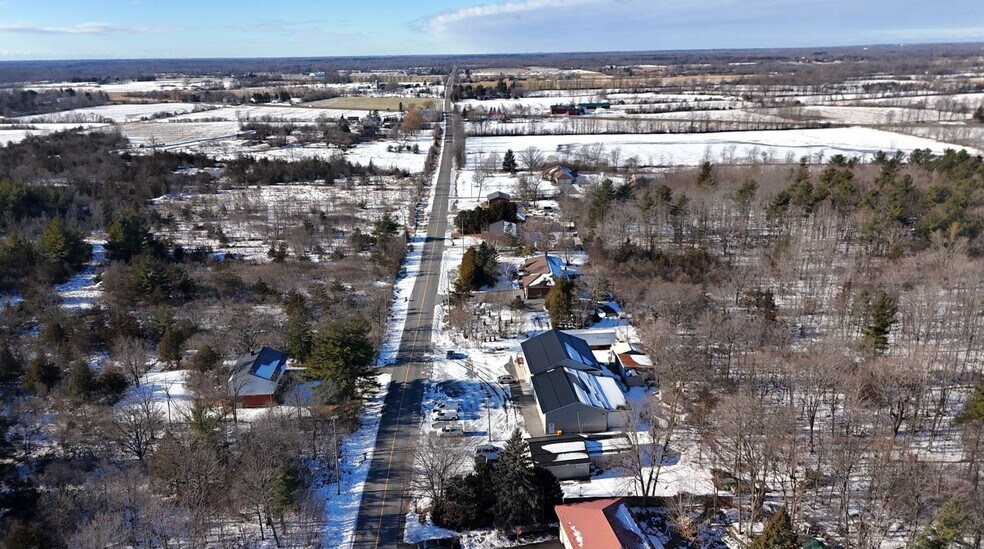 More Photos Of 4372 Holmes Rd, Inverary Flex For Lease