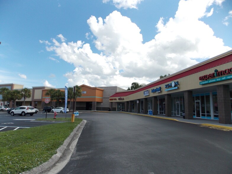 More Photos Of 820 Palm Bay Rd, Melbourne Unknown For Lease