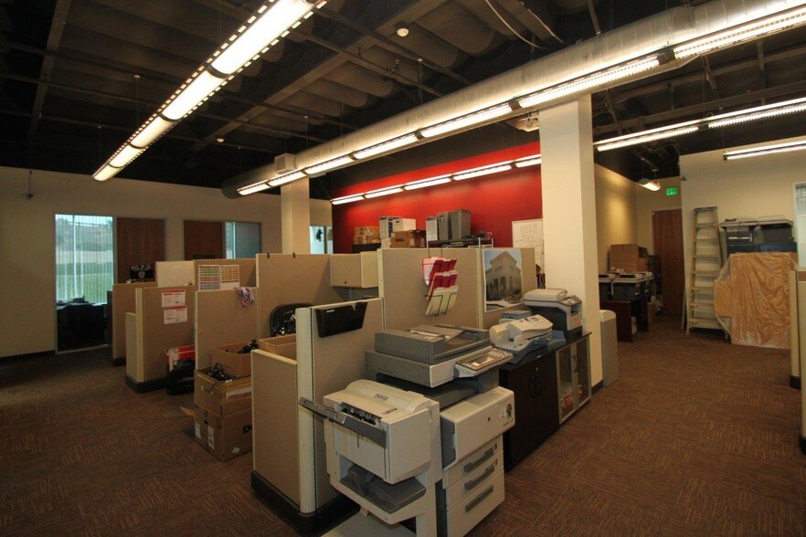 More Photos Of 8871 Research Dr, Irvine Loft Creative Space For Sale