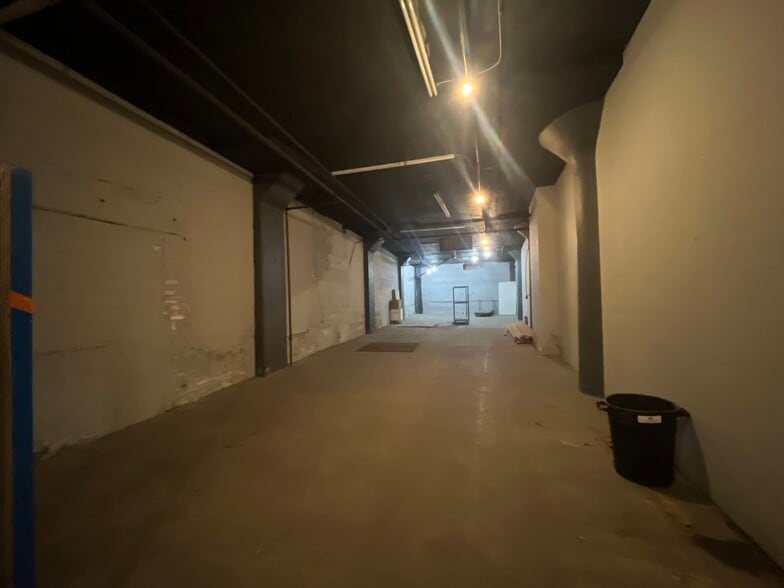 More Photos Of 5351 Lancaster Ave, Philadelphia Flex For Sale