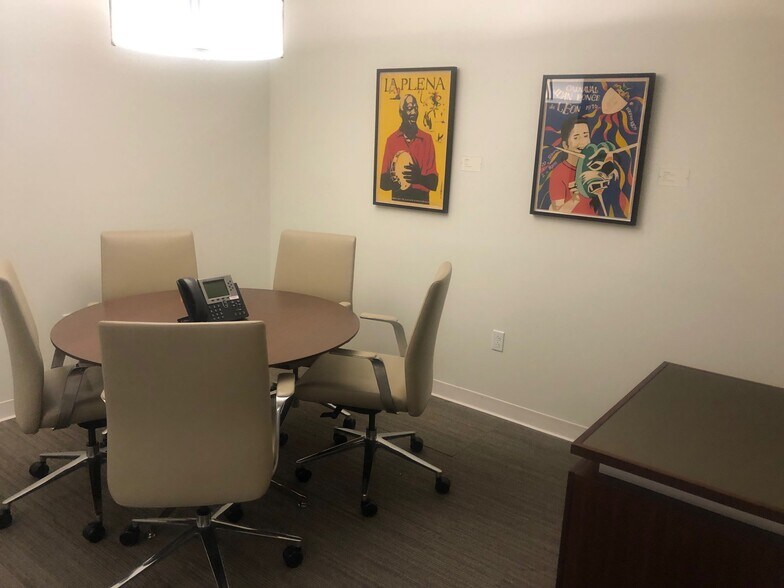 More Photos Of 841 E Hunting Park Ave, Philadelphia Medical For Lease