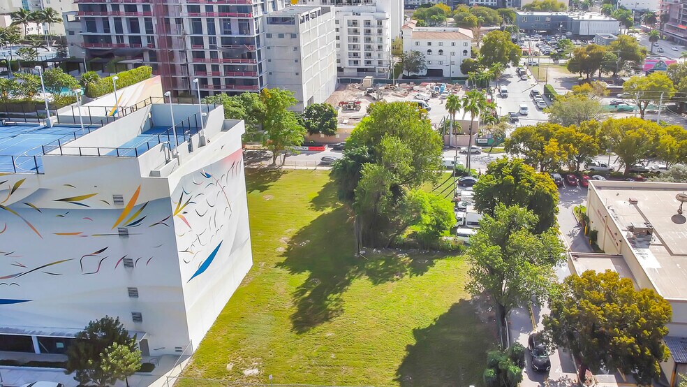 More Photos Of 380 32 St, Miami Land For Sale