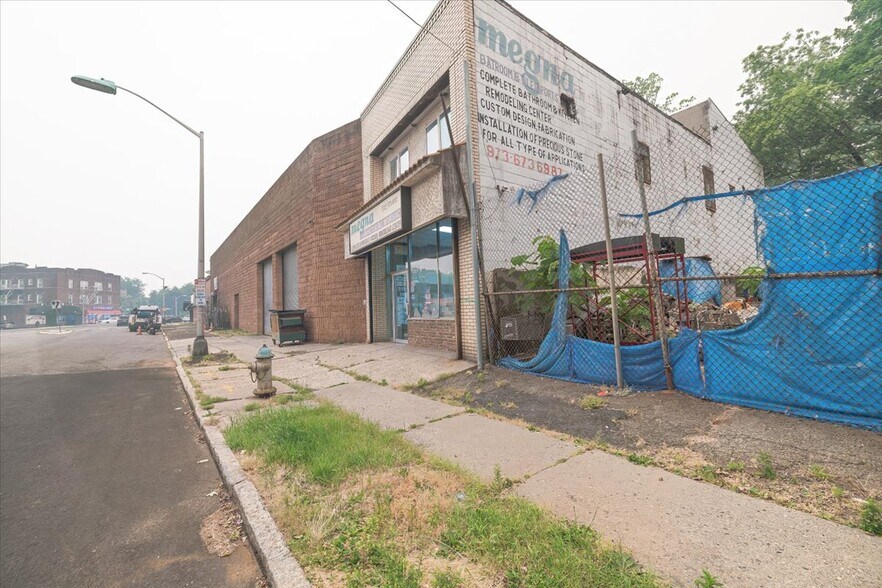 More Photos Of 7-17-21 Hoffman, East Orange Distribution For Sale