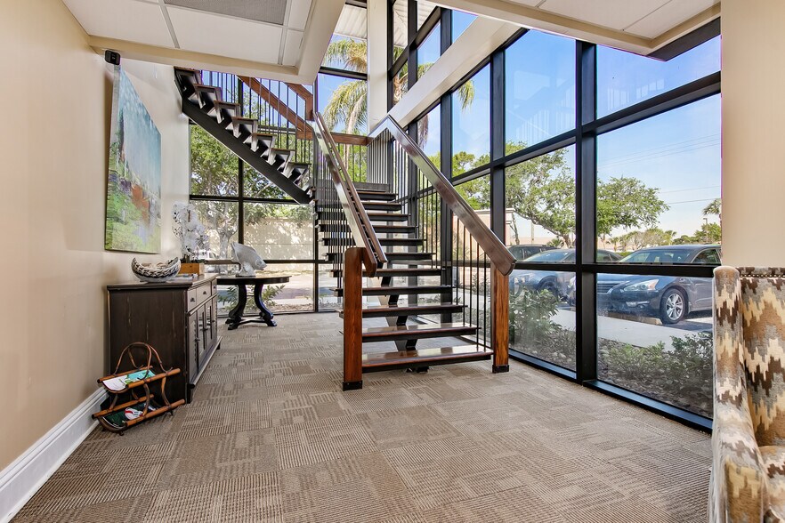 More Photos Of 2725 Center Pl, Melbourne Research And Development For Sale