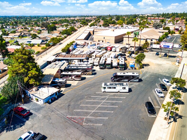 More Photos Of 8393-8411 Foothill Blvd, Rancho Cucamonga Freestanding For Sale