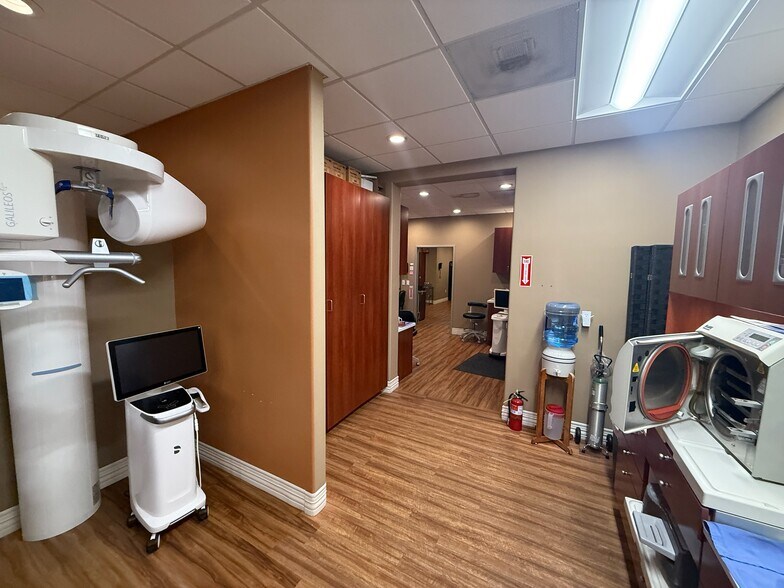 More Photos Of 16766 Bernardo Center Dr, San Diego Medical For Sale