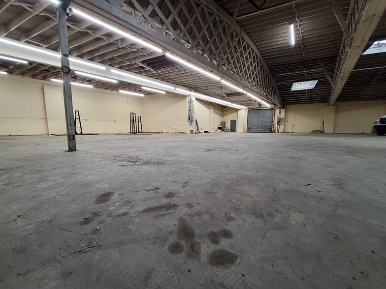 More Photos Of 1304 N Broad St, Hillside Warehouse For Lease