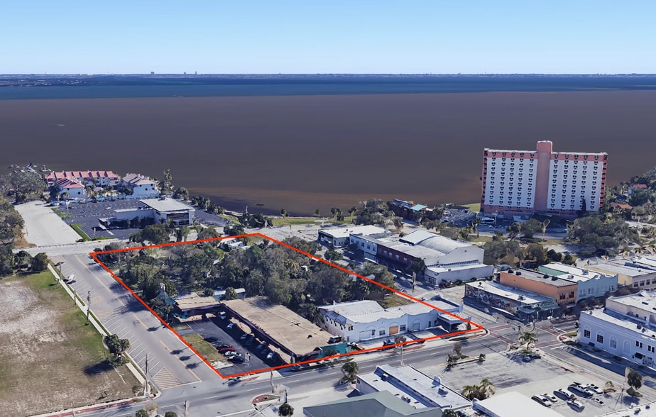 More Photos Of 101 Broad St, Titusville Land For Sale