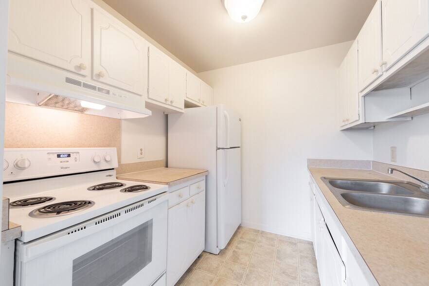More Photos Of 3651 Balfour Ct, Flint Multifamily For Sale