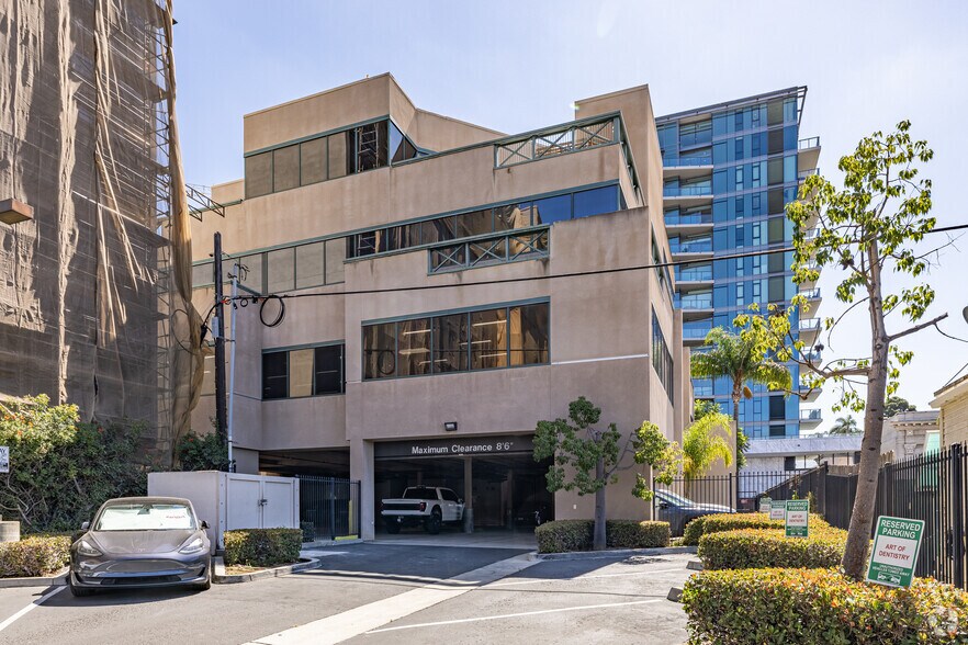 More Photos Of 2840 5th Ave, San Diego Medical For Lease