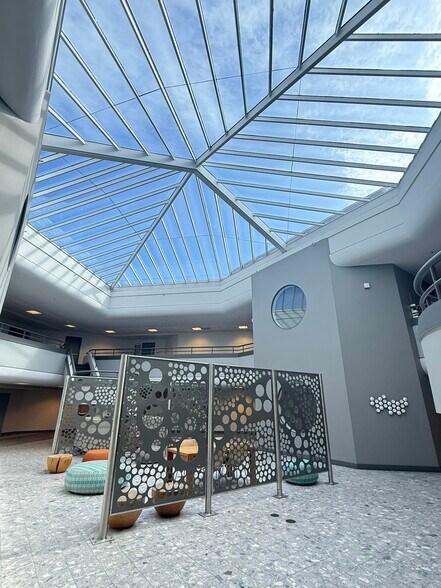 More Photos Of 100 Larkspur Landing Cir, Larkspur Office For Lease