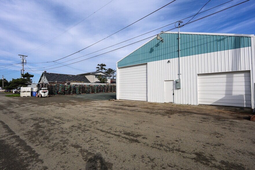 More Photos Of 63355 Charleston Rd, Coos Bay Warehouse For Sale
