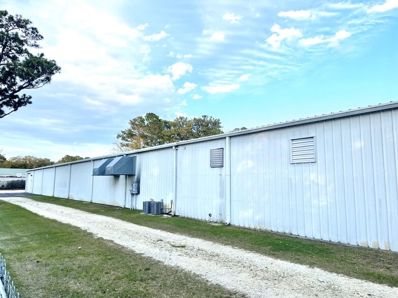 More Photos Of 328 Tiller Dr, Pawleys Island Warehouse For Lease