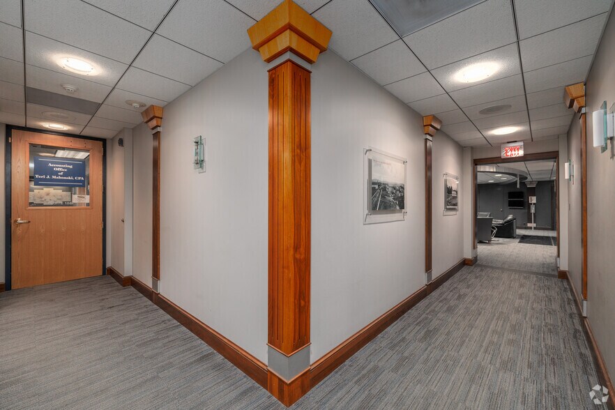 More Photos Of 111 Grant Ave, Endicott Office For Sale